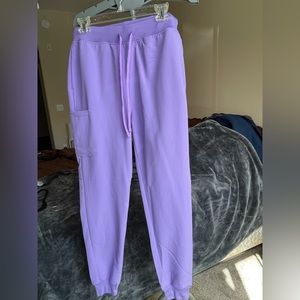 Mandala lavender/light purple women’s scrub pants, size medium